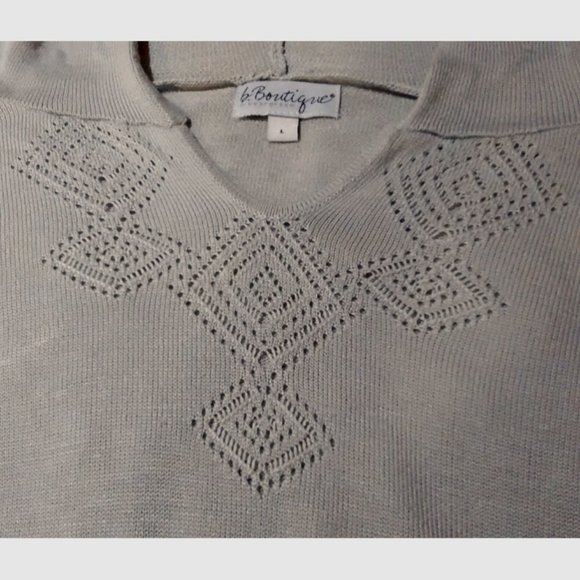 B. Boutique Pullover Knit Hoodie, Size L, Pre-Owned - Picture 4 of 6